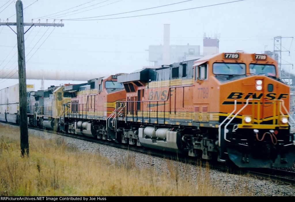 BNSF 7789 West